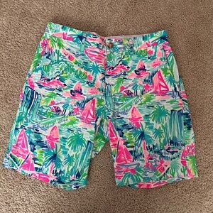 Lilly Pulitzer Men’s Beaumont shorts size 30